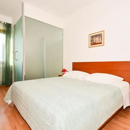 Vila Nature Retreat - Three Bedroom With Pool *