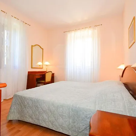 Nature Retreat - Three Bedroom With Pool * Gruda