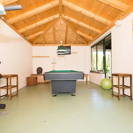 Nature Retreat - Three Bedroom With Pool Vila